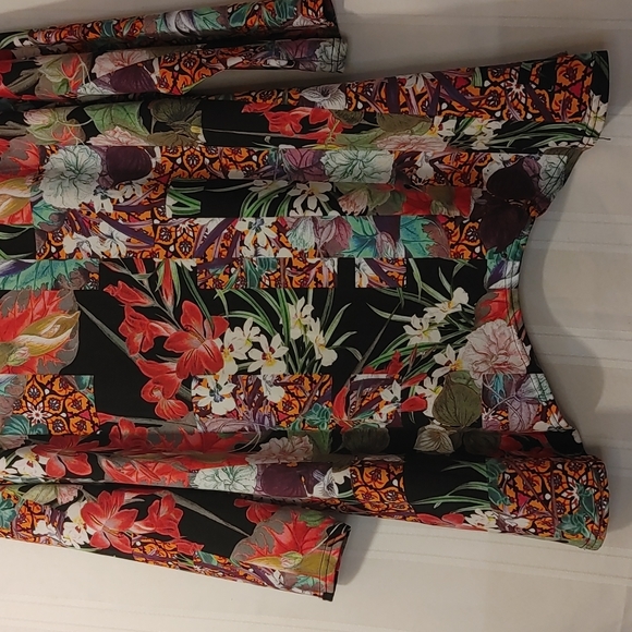 Peck & Peck Blouse - Picture 2 of 4